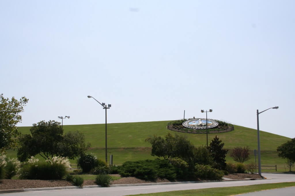 Mount_Trashmore-park